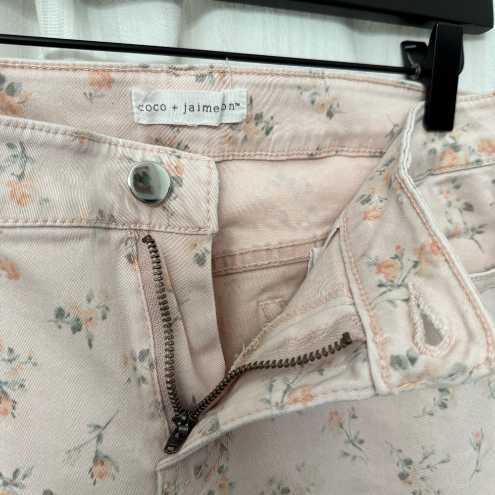 Pastel Floral Coco + Jamieson skinny jeans - Picture 4 of 6